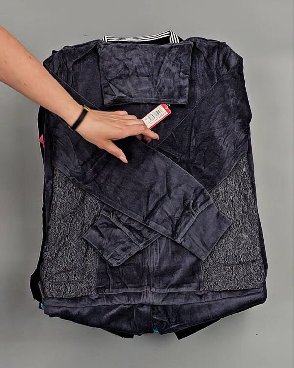 Фотография  573 - Спортивные костюмы  AD83#10 шт, ЛОТ №8641 оптом в Брянске и Брянской области