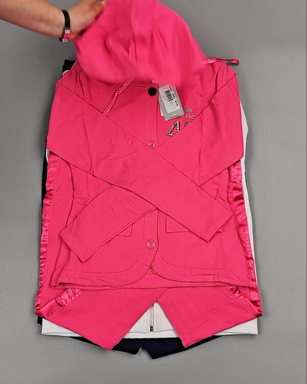 Фотография  546 - Спортивные костюмы  AD83#4 шт, ЛОТ №8637 оптом в Брянске и Брянской области