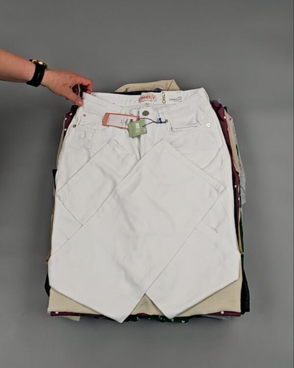 Фотография  917 - ONLY Summer mix 045#15 кг, ЛОТ №8516 оптом в Брянске и Брянской области