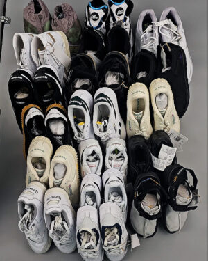 Купить Кроссовки Reebok#23 шт, ЛОТ №8895 оптом в Брянске и Брянской области