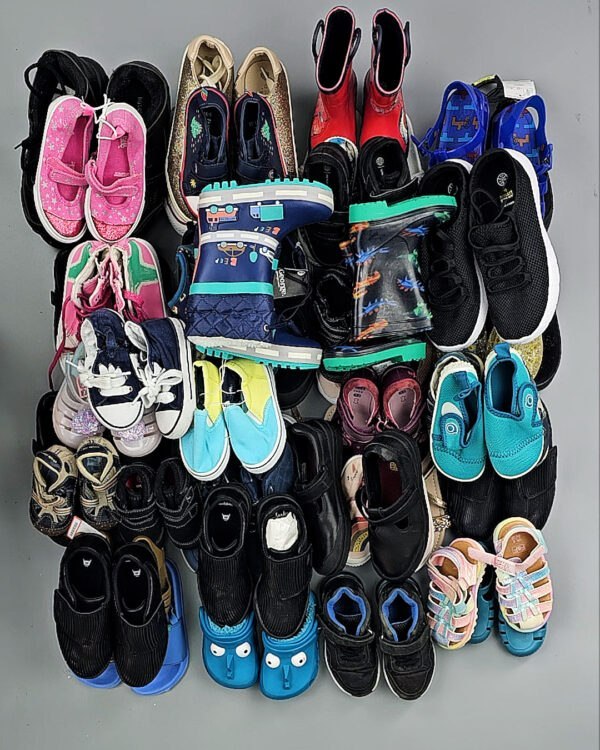 Фотография  666 - Обувь лето дети крем+экстра (SHOES Summer kids Cream+Extra)#15 кг, ЛОТ № ВК0119 оптом в Брянске и Брянской области