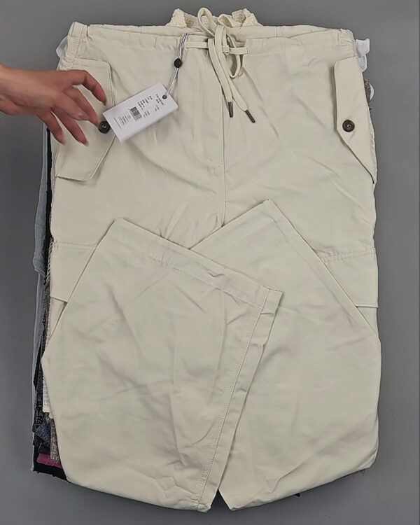 Фотография  942 - CO COUTURE mix 075#25 шт, ЛОТ №9008 оптом в Брянске и Брянской области