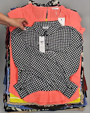 Фотография  880 - Блузки+Джемпера Bestseller Summer 045 B#8,5 кг, ЛОТ №9041 оптом в Брянске и Брянской области