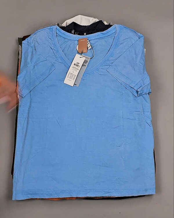 Фотография  962 - Футболки DK COMPANY 045 B#5 кг, ЛОТ №9084 оптом в Брянске и Брянской области