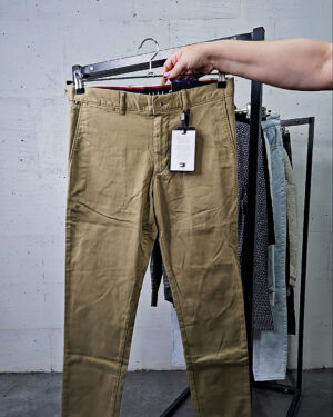 Фотография  241 - LACOSTE, CALVIN KLEIN, TOMMY HILFIGER, GUESS + 075#20 шт, ЛОТ №9072 оптом в Брянске и Брянской области