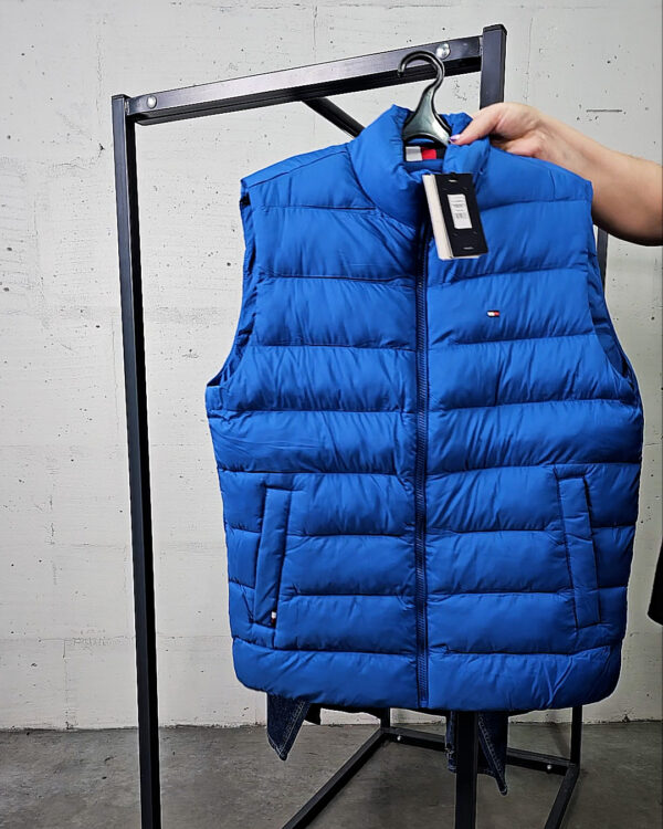 Фотография  471 - LACOSTE, CALVIN KLEIN, TOMMY HILFIGER, GUESS + 075#21 шт, ЛОТ №9077 оптом в Брянске и Брянской области