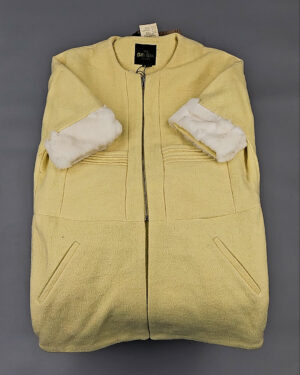 Купить Верхняя одежда Корея 085#15 кг, ЛОТ № СТ-9249 оптом в Брянске и Брянской области