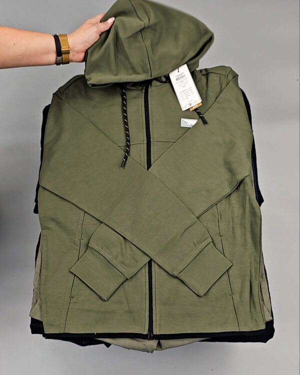 Фотография  790 - Мужской зимний микс JACK JONES, 20 кг, ЛОТ № СТ-9266 оптом в Брянске и Брянской области