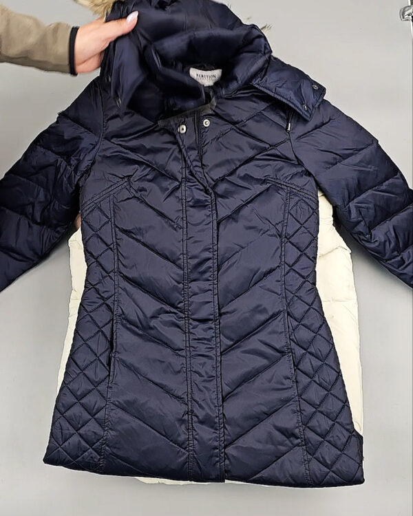 Фотография  781 - Верхняя одежда женская CAN 104#15 кг, ЛОТ СТ-9353 оптом в Брянске и Брянской области