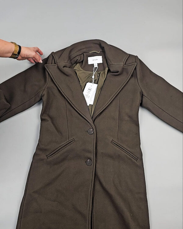 Фотография  840 - Верхняя одежда VILA 104#10 кг, ЛОТ СТ-9320 оптом в Брянске и Брянской области