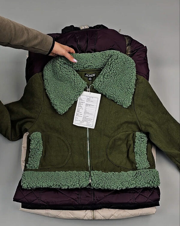 Фотография  455 - Верхняя одежда женская CAN 104#15 кг, ЛОТ СТ-9350 оптом в Брянске и Брянской области