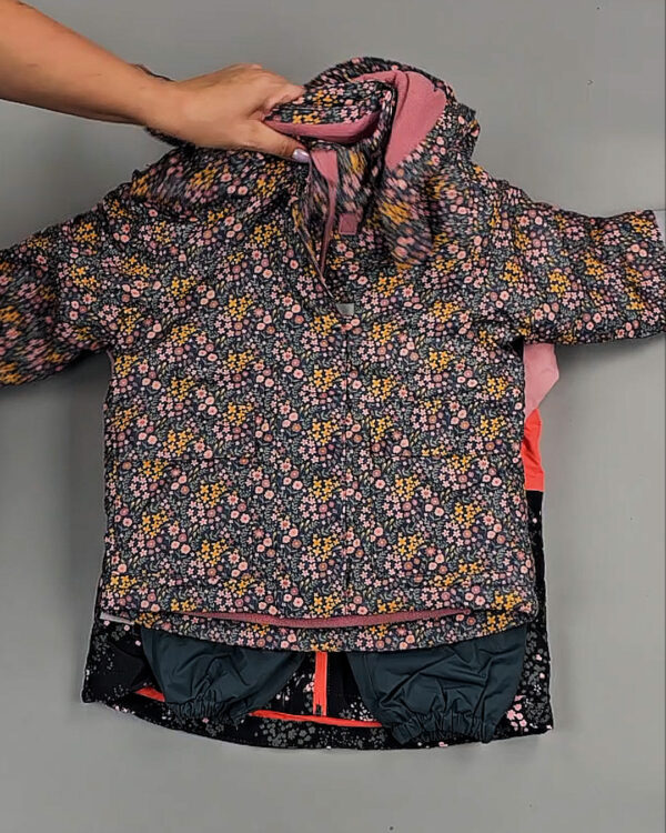 Фотография  884 - Верхняя одежда TCM kids 074#7 кг, ЛОТ СТ-9330 оптом в Брянске и Брянской области