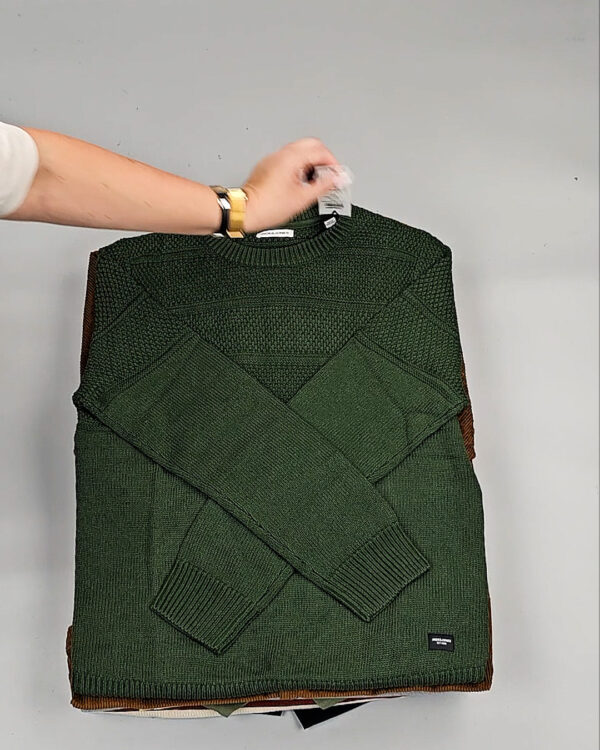 Фотография  907 - Мужской зимний микс JACK JONES, 20 кг, ЛОТ № СТ-9267 оптом в Брянске и Брянской области