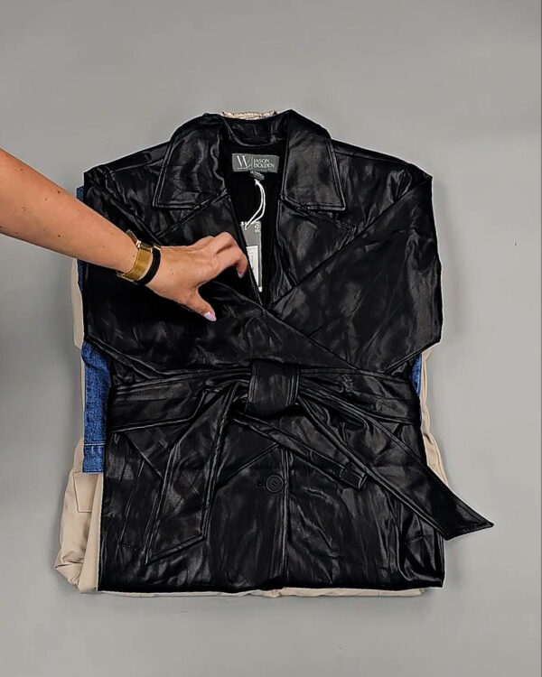 Фотография  468 - Ветровки женские CAN 104#12,4 кг, ЛОТ СТ-9403 оптом в Брянске и Брянской области