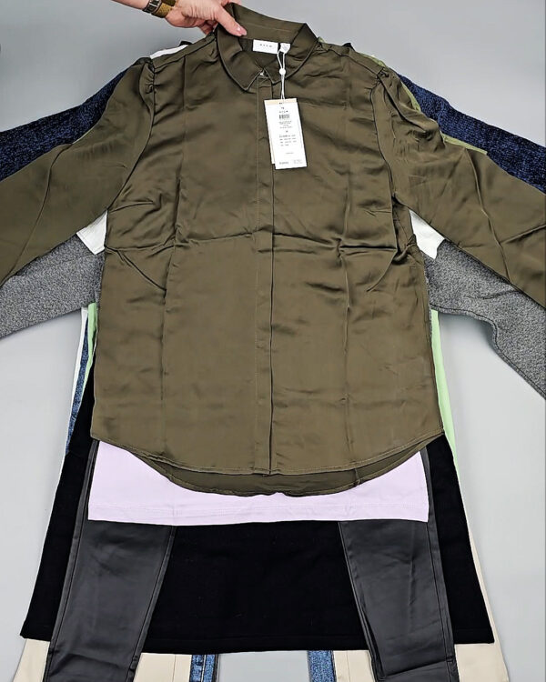 Фотография  571 - Bestseller Winter mix 104#15 кг, ЛОТ № СТ-9526 оптом в Брянске и Брянской области