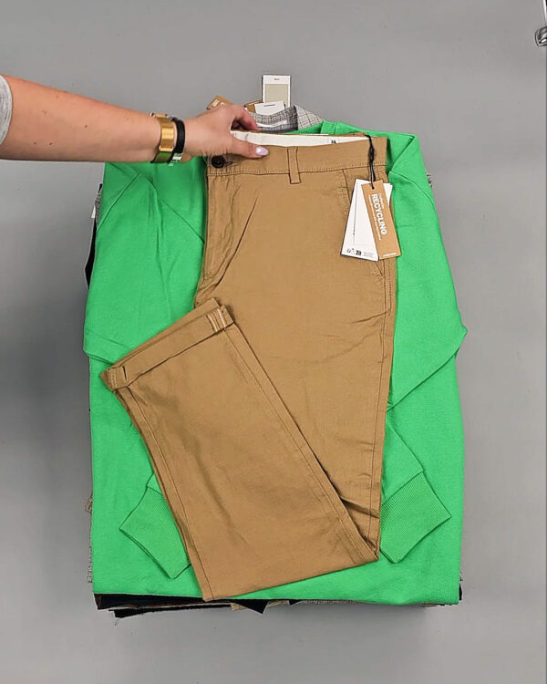 Фотография  372 - Мужской зимний микс JACK JONES, 20 кг, ЛОТ № СТ-9445 оптом в Брянске и Брянской области