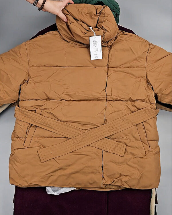 Фотография  896 - Верхняя одежда VILA 104#10 кг, ЛОТ СТ-9715 оптом в Брянске и Брянской области