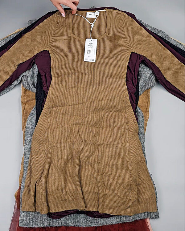 Фотография  960 - Платья VILA Winter 104#7 кг, ЛОТ СТ-9902 оптом в Брянске и Брянской области