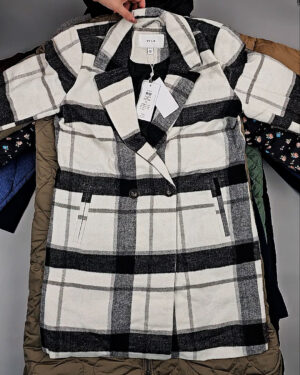 Купить Верхняя одежда VILA#10,4 кг, ЛОТ СТ-9712 оптом в Брянске и Брянской области