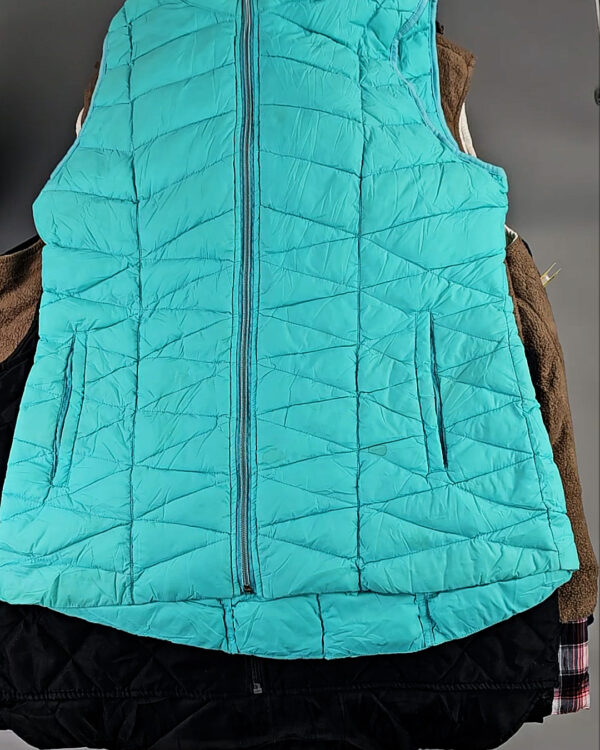 Фотография  710 - Жилеты м/ж (SKI Vest)#20 кг, ЛОТ СХ-0243 оптом в Брянске и Брянской области