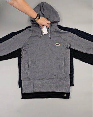 Фотография  667 - Толстовки Bestseller+DK 035#7 кг, ЛОТ СТ-9840 оптом в Брянске и Брянской области