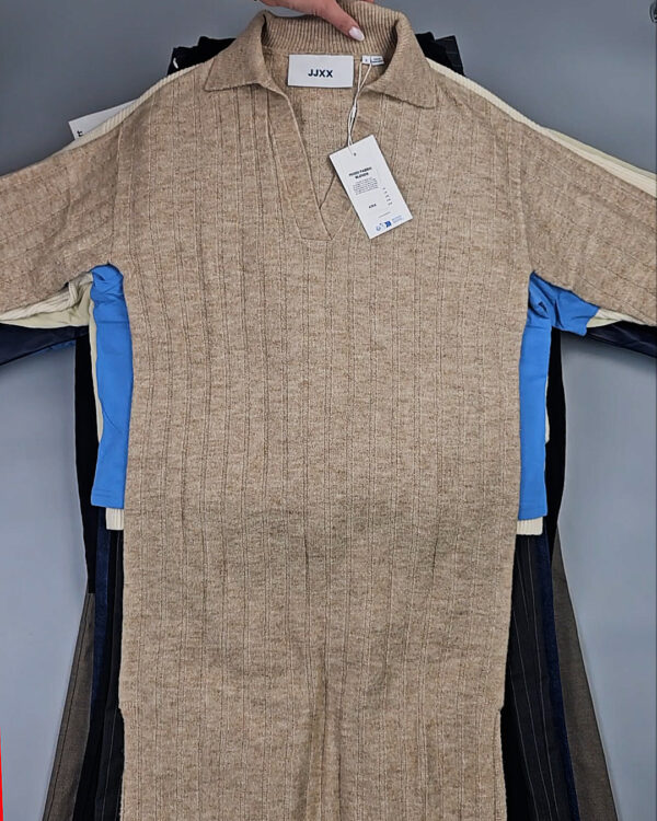 Фотография  606 - JACK JONES Women Winter mix 075 #15 кг, ЛОТ СТ-10010 оптом в Брянске и Брянской области