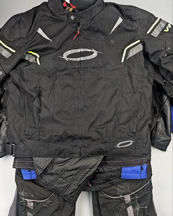 Фотография  532 - МОТО одежда mix БМ#20 кг, ЛОТ СХ-0278 оптом в Брянске и Брянской области