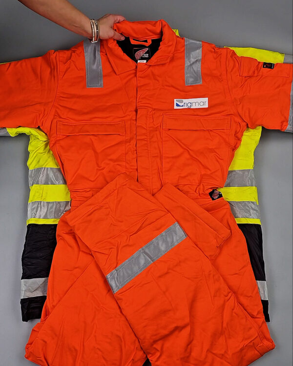 Фотография  119 - Рабочая одежда mix БМ#25 кг, ЛОТ СХ-0266 оптом в Брянске и Брянской области